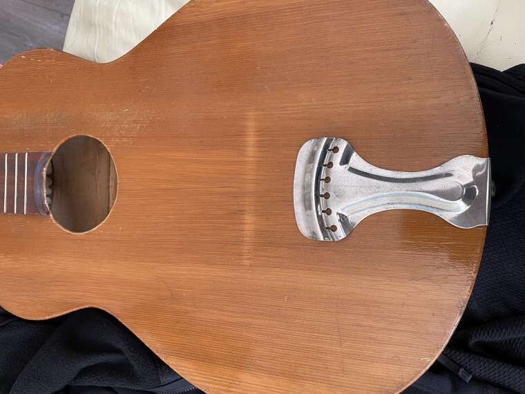 Guitars | Instruments | Second Hand