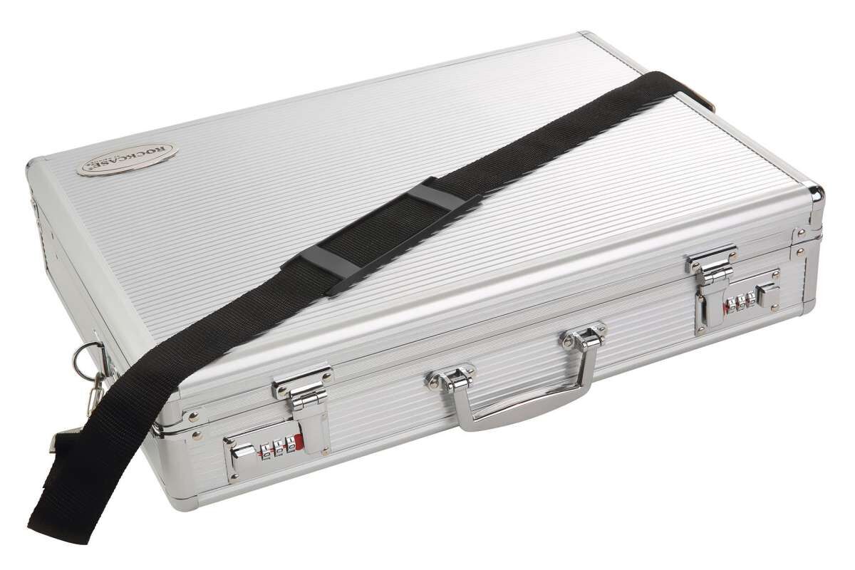 Warwick Traveling Wear - Aluminum Briefcase (46 x 32 x 10 cm
