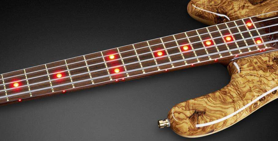 Warwick Custom Shop Streamer Stage I 5 Masterbuilt Emeraude